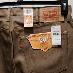 Brand-new Levi's with tags brown